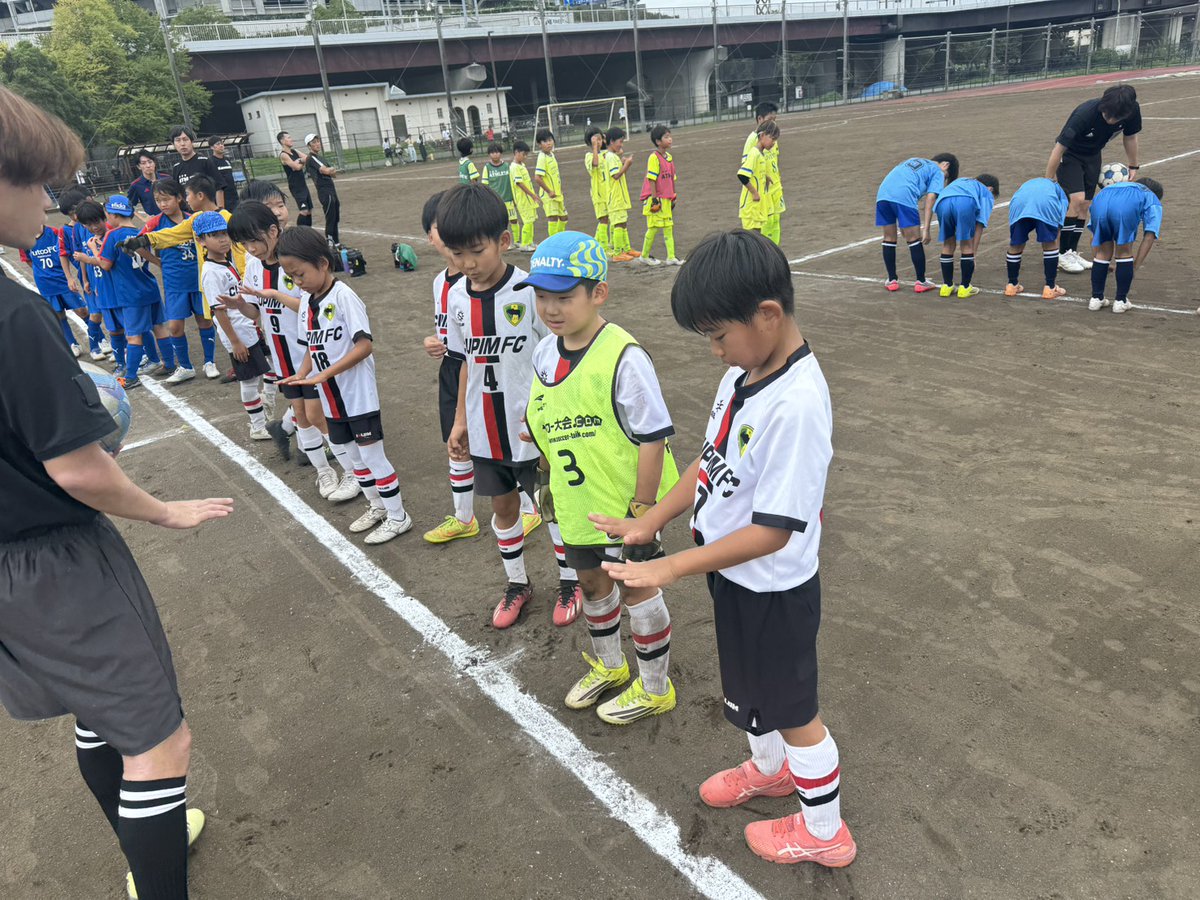CCfcksc2015's tweet photo. U-10がルーキーリーグに参加しました
試合では怖がることなく、目の前の相手に負けずに戦い、良い試合ができました！
ただ、ゴールのチャンスがある中で決めきれず、2試合とも無得点で終わってしまいました
市大会に向けてゴールを目指し練習に励んでいきたいと思います
応援ありがとうございました！ https://t.co/XuMOA1zSvA