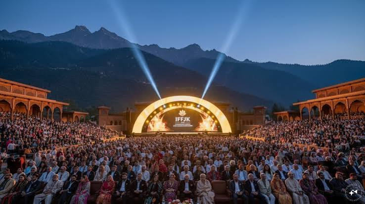 YunusKashmir's tweet photo. #Cinema can become a powerful bridge between #cultures. The participation of #filmmakers from 40 countries offers #JammuandKashmir an #opportunity to share its #stories, #traditions, #crafts and landscapes with a #global audience. https://t.co/eunPGooyhh