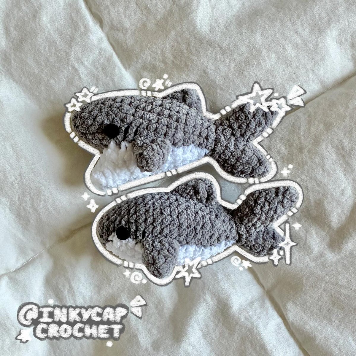 inkycapcrochet's tweet photo. ミ★ FREE PATTERN ★彡

yeyeyey it's hereee!! big thank you to all my testers who helped me with this pattern, be sure to check them out and follow them :0
I hope everybody enjoys this pattern, it's fairly quick and perfect for last minute gifts or markets!! 🥺… https://t.co/1rDDVK0sPJ