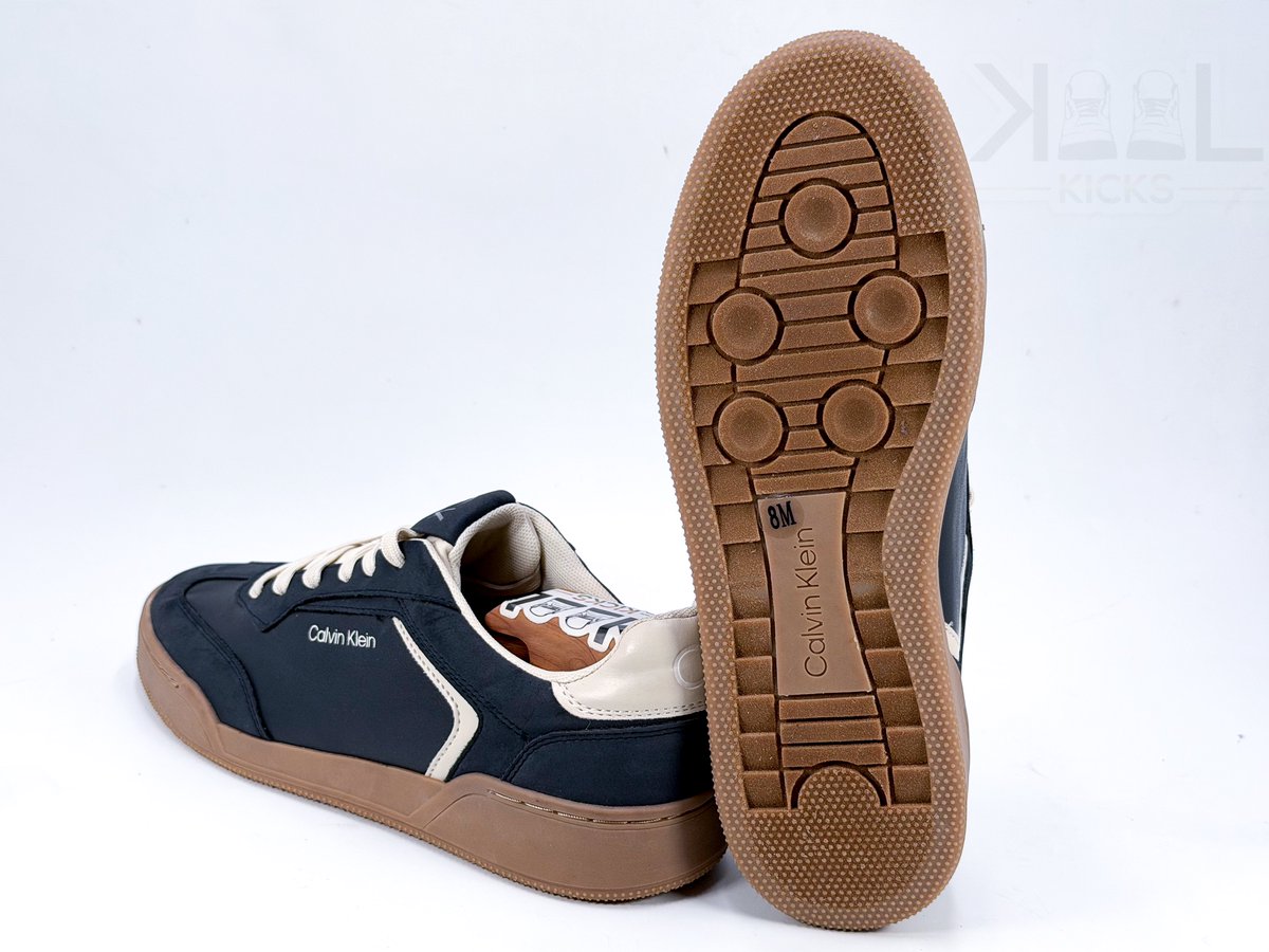 KuuLKicks_GH's tweet photo. Calvin Klein Men's Haffen Low-Profile Lace-Up

📌 Condition: NEW (No Box)

👟 Size: US 8 -  UK 7 -  EU 41

🏷️ Price: 450 GH¢ 

📱 Call or WhatsApp: 0530511705

#thrift #thrifted  #Accrastyle #thriftedkicks #GHthrift https://t.co/phEAIu8H82