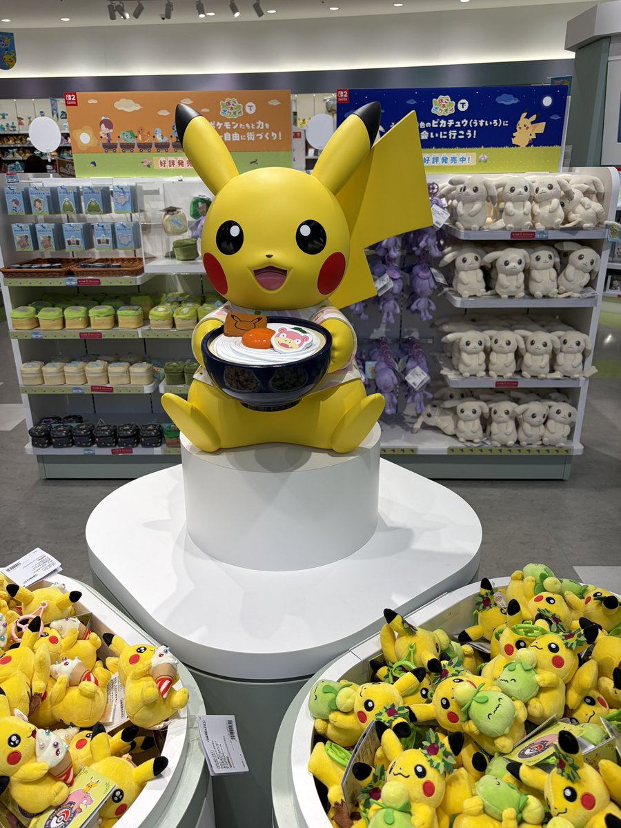 risanosuke46's tweet photo. ポケセン香川！
ひかミニペンラだけじゃなくて理佐ちゃん卒コンバックにも気付くBuddies店員さんがいて神 https://t.co/GehyQQ1hF0