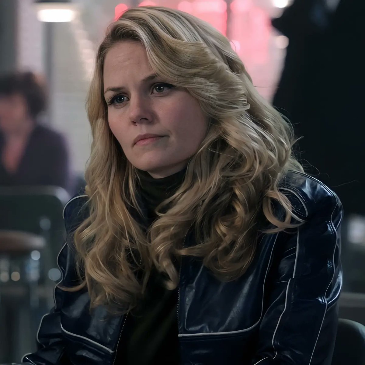 Jaym241's tweet photo. Jennifer Morrison as Emma Swan in Once Upon a Time, episode 1x11, "Fruit of the Poisonous Tree. " Air date: January 29, 2012. https://t.co/r18DYDZDVT