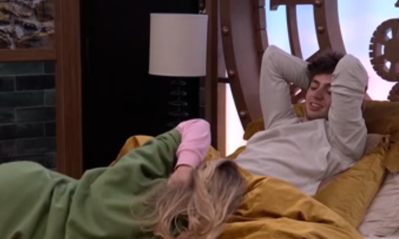 JokersBBUpdates's tweet photo. Posted 12:01am: Drew says I didn't put you up this week. Melody comes and lays on his bed with him. Drew says I am getting better at being an ally. #BB28 #BBLF https://t.co/dJux2wZVfp