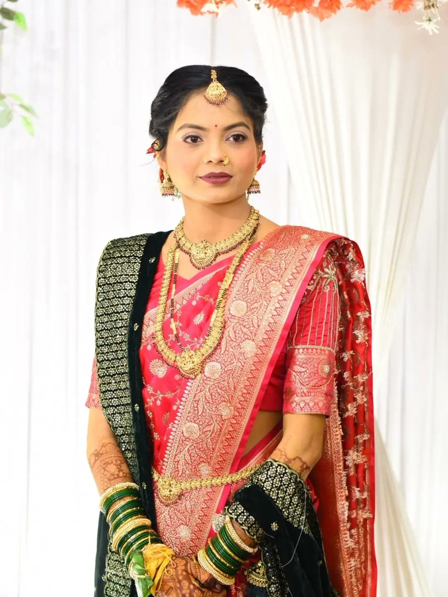 Yetginer's tweet photo. Wedding bride by @makeovers_by_priya31 https://t.co/6DLBD6Wpfc