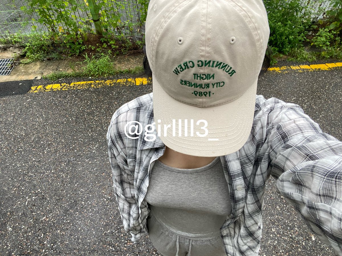girllll3_'s tweet photo. 재업

(중간에 사람들 지��가서 도망쳤음ㅜ) https://t.co/WgwOYA4vJ5