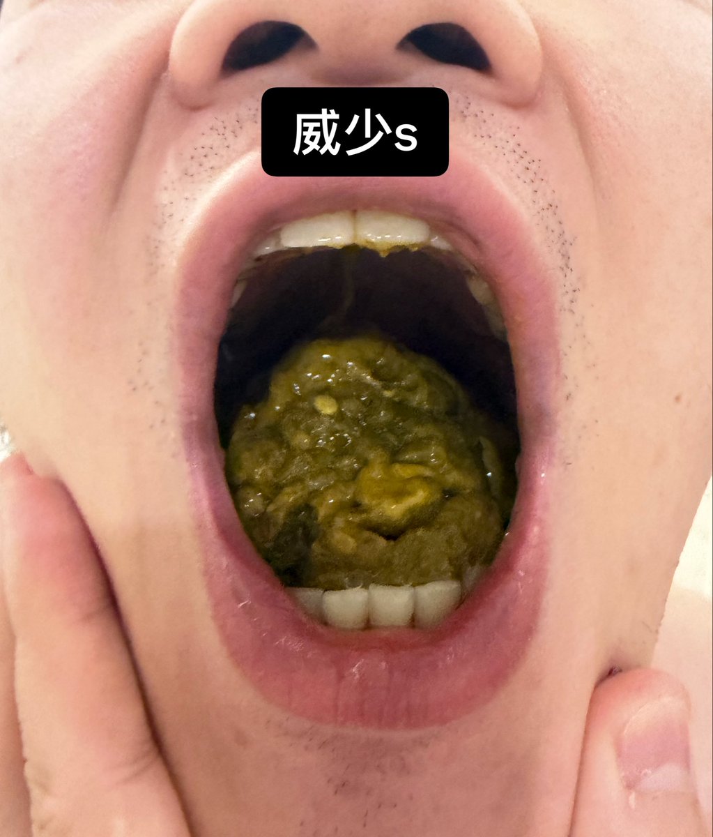 Dom5418's tweet photo. 嘴里含着你爹的黄金，当你爹的马桶 https://t.co/jRIInLSwAC