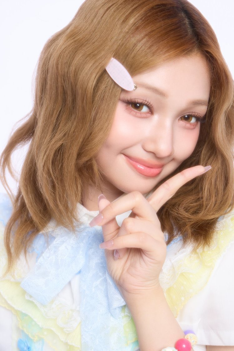 gehleecontent's tweet photo. 🗒️ AR WEB interview: What was your dream when you were little?

GEHLEE: I wanted to be a princess because I often watched Disney and Barbie's works when I was little. Since I grew up and watched Miss Universe for the first time, I began to dream of Miss Universe, and I haven't given up yet!