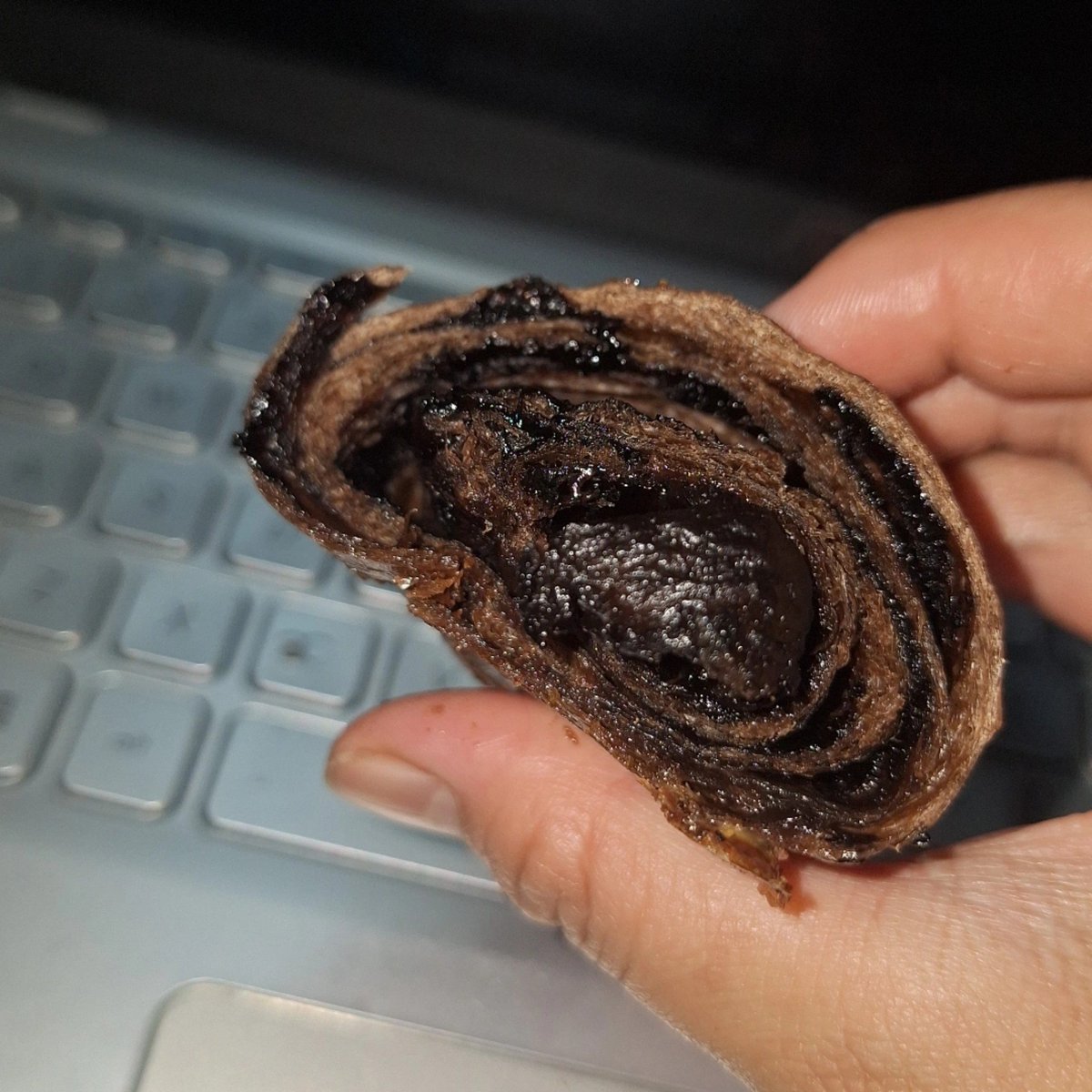 kroisants's tweet photo. Tadi jajan salt breadnya @whohouryou 
Enak, triple chocolatenya yahuud🫠🫶🏻 https://t.co/0lzi36qUA1