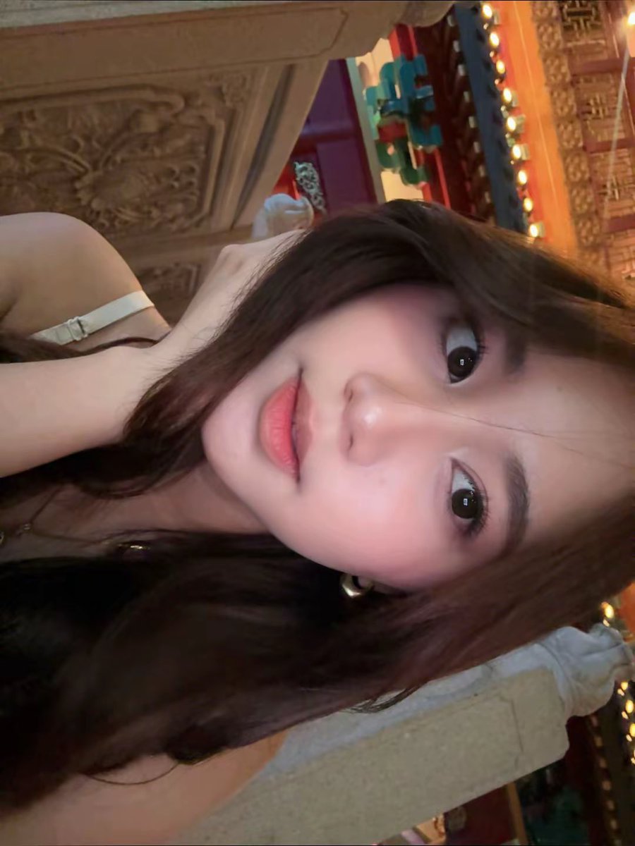 AA_AlyaJKT48's tweet photo. #AlMond apakahh lastt!??? https://t.co/7B9xzycXUk