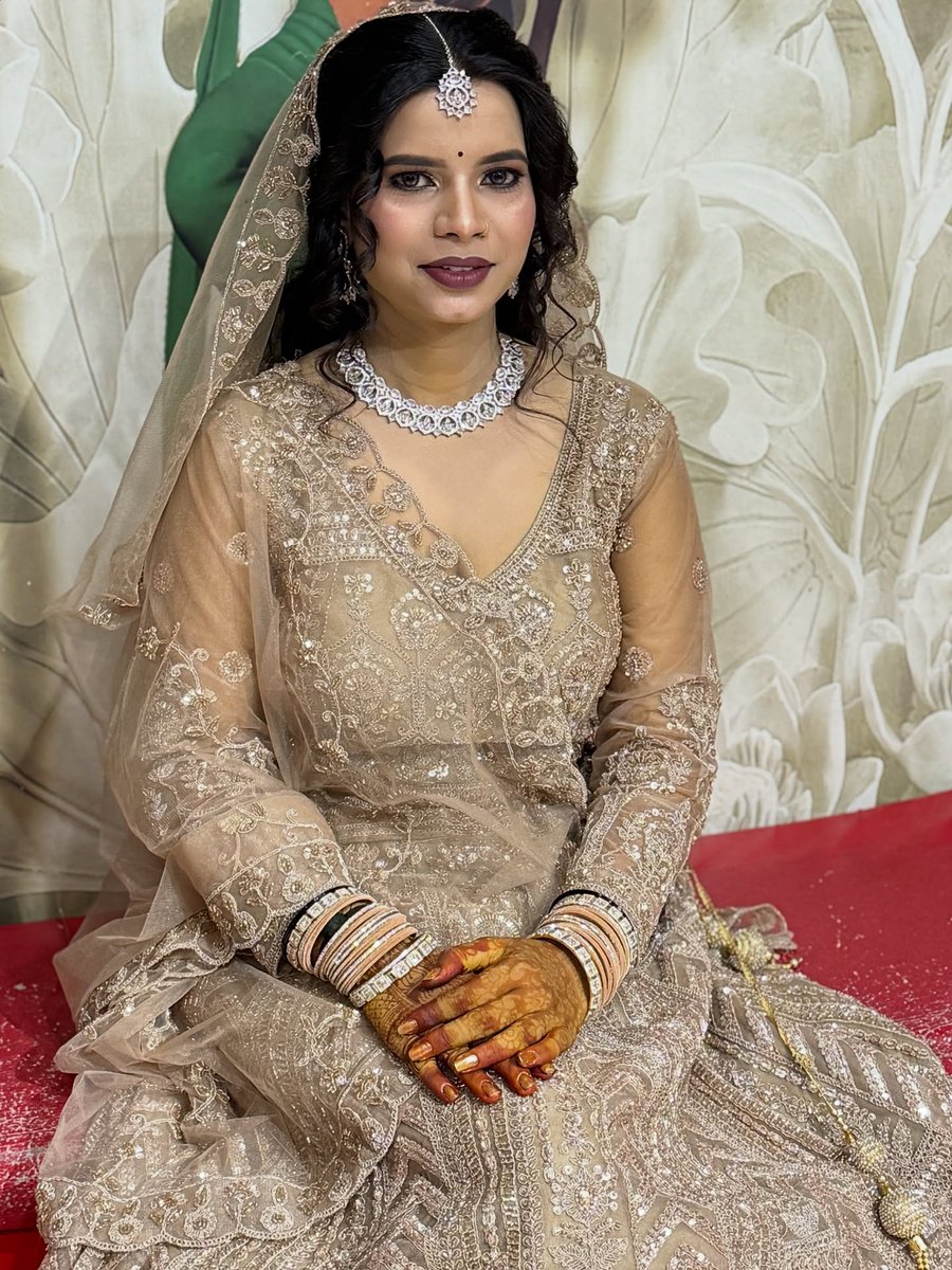 pedroalberto199's tweet photo. Engagement makeup pics looking flawless. https://t.co/Nxm0iJ4YnU