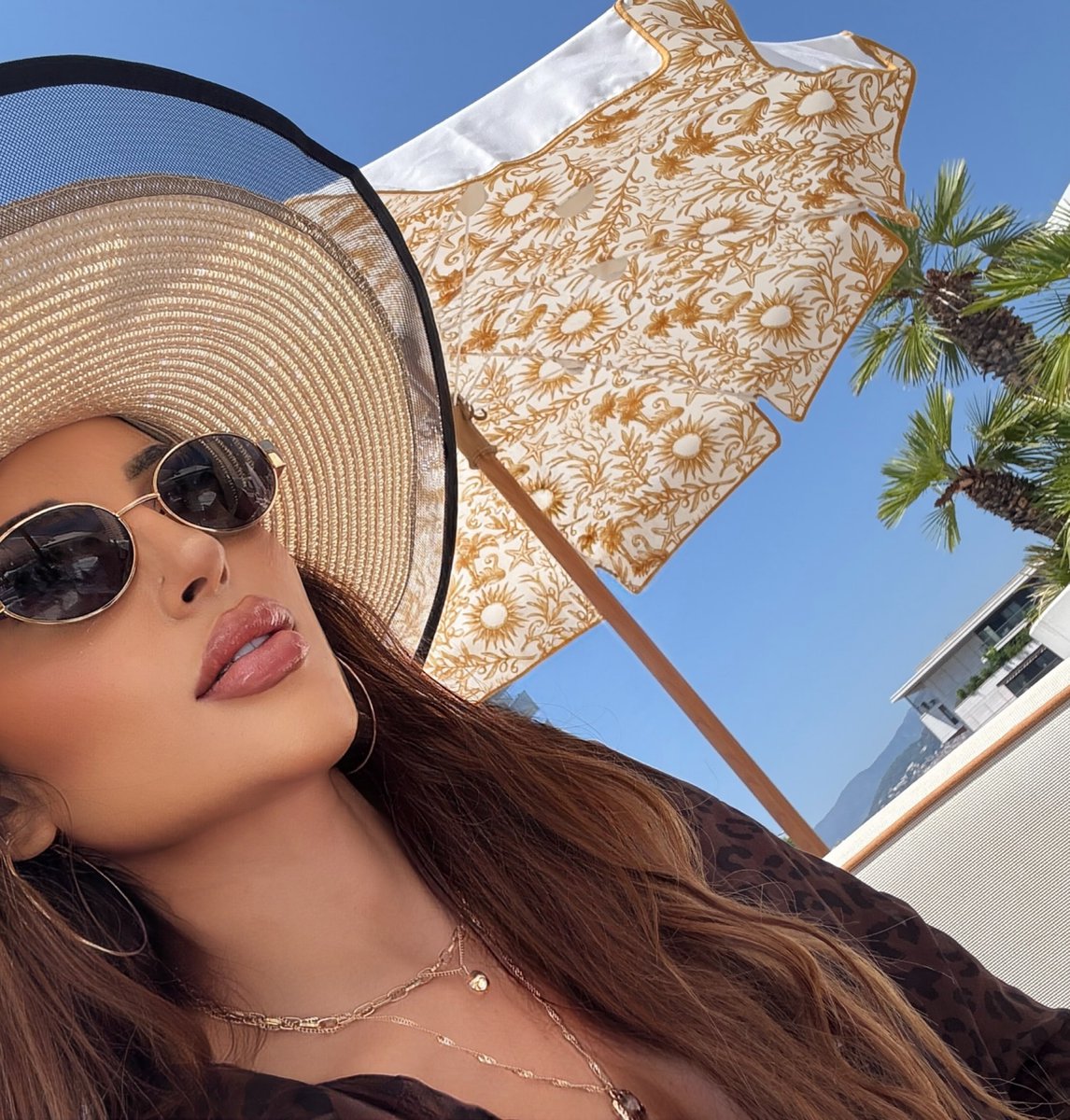 karam_busra's tweet photo. Where summer meets timeless elegance. https://t.co/J1b97Qx7O4