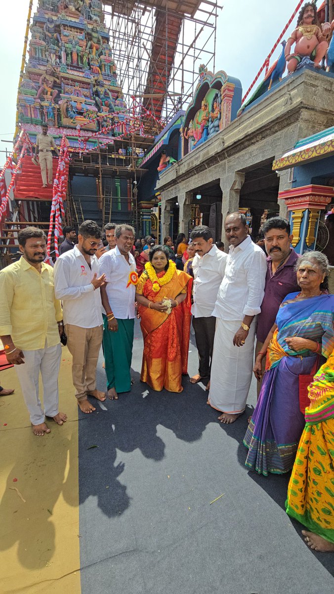 DrTamilisai4BJP's tweet photo. தேனாம்பேட்டை அருள்மிகு பாலசுப்ரமணிய சுவாமி திருக்கோவில் மகா கும்பாபிஷேக திருவிழாவில் கலந்து கொண்டு, அருள்மிகு பாலசுப்ரமணிய சுவாமியை தரிசனம் செய்ததில் மகிழ்ச்சி.

அனைவருக்கும் இறைவனின் அருளும், நல்ல ஆரோக்கியமும், வளமும் கிடைக்க பிரார்த்திக்கிறேன். 🙏
#கும்பாபிஷேகம் #பாலசுப்ரமணியசுவாமி #தேனாம்பேட்டை