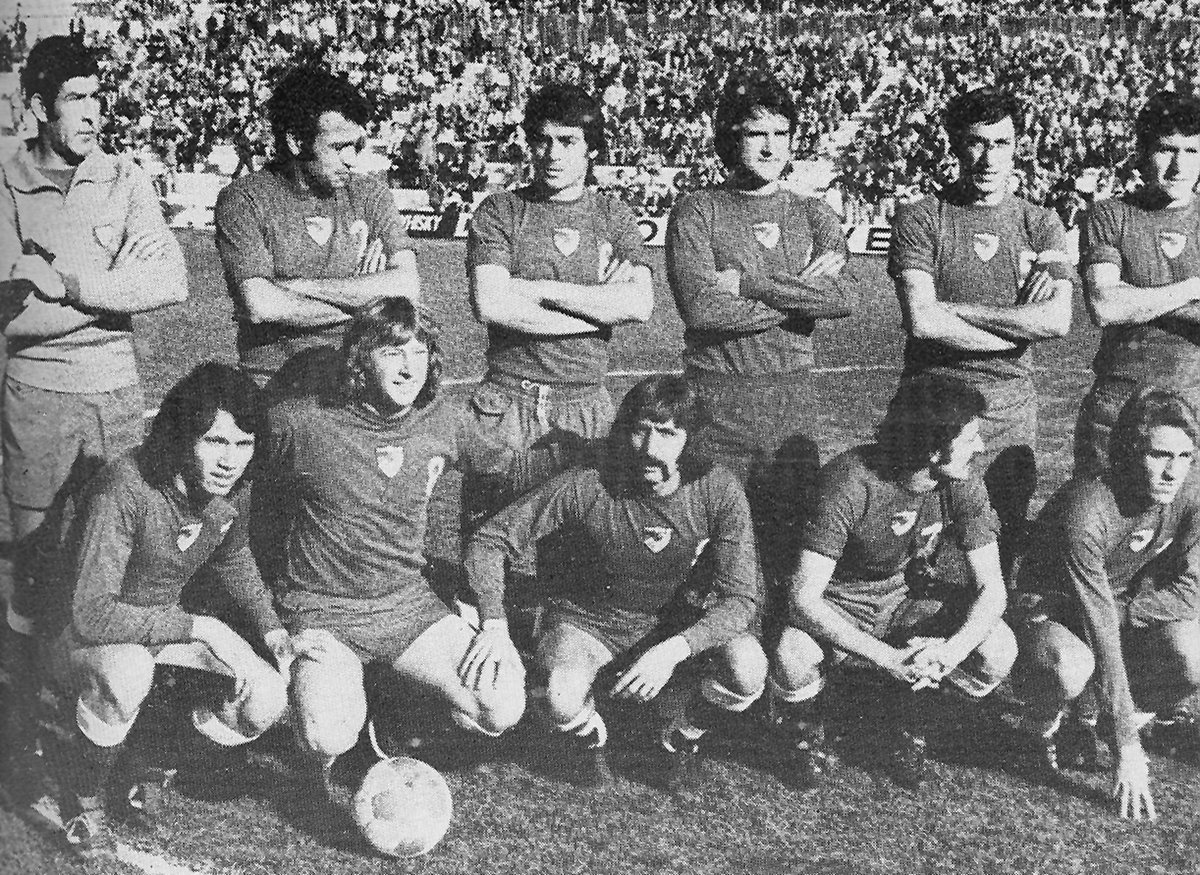 HistoriaRFAF's tweet photo. 50 AÑOS DEL ASCENSO DEL MÁLAGA CON ‘BOQUERÓN' ESTEBAN (1976)
✅La temp. 75/76 fue el debut de ‘Boquerón’ Esteban
✅ El CD Málaga ascendió tras golear 6-2 al Alavés
✅ También había goleado 1-6 al Barcelona B
✅ Fue el 8º ascenso de los 14 del Málaga (récord)
@MalagaCF @RFAFMalaga https://t.co/dcB4PlrXBM