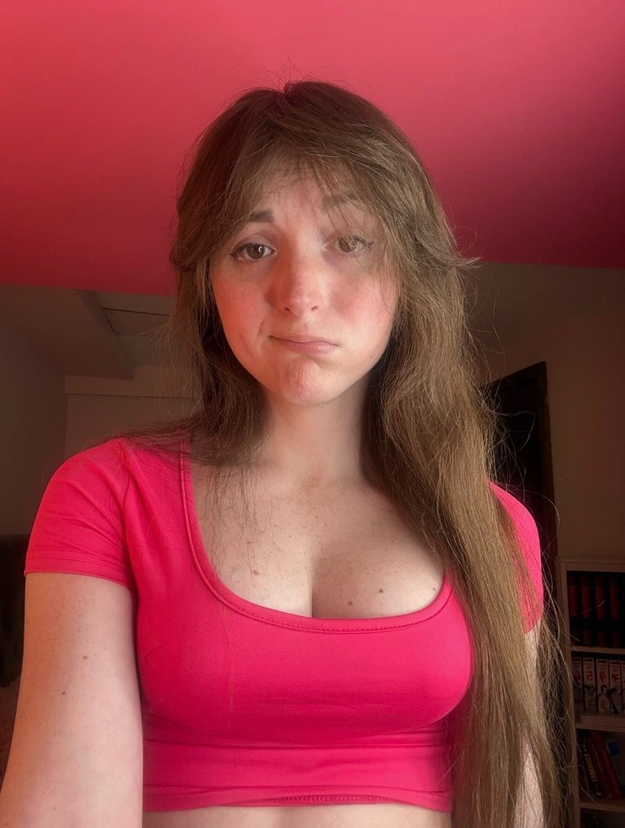 ts_girl24's tweet photo. @Natalie_Mars19 Would you let me dm you? https://t.co/RuWVt5Ihnj