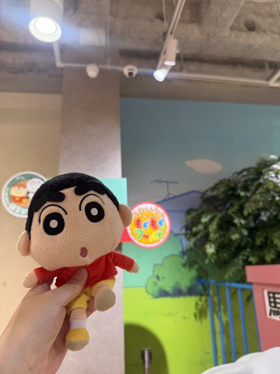 crayonlv1019's tweet photo. ようやくようやく念願叶って
やってきました！
#クレヨンしんちゃんオカシナもぐもぐワールド
ディズニーついでに友達が行こう言うてくれて
幸せ空間すぎた🕊
でも甘いもの苦手な私にはクリームサンドが
しんどすぎて顔真っ白でした

大満足で大阪帰るでーっと https://t.co/QzbCNhRH7Y
