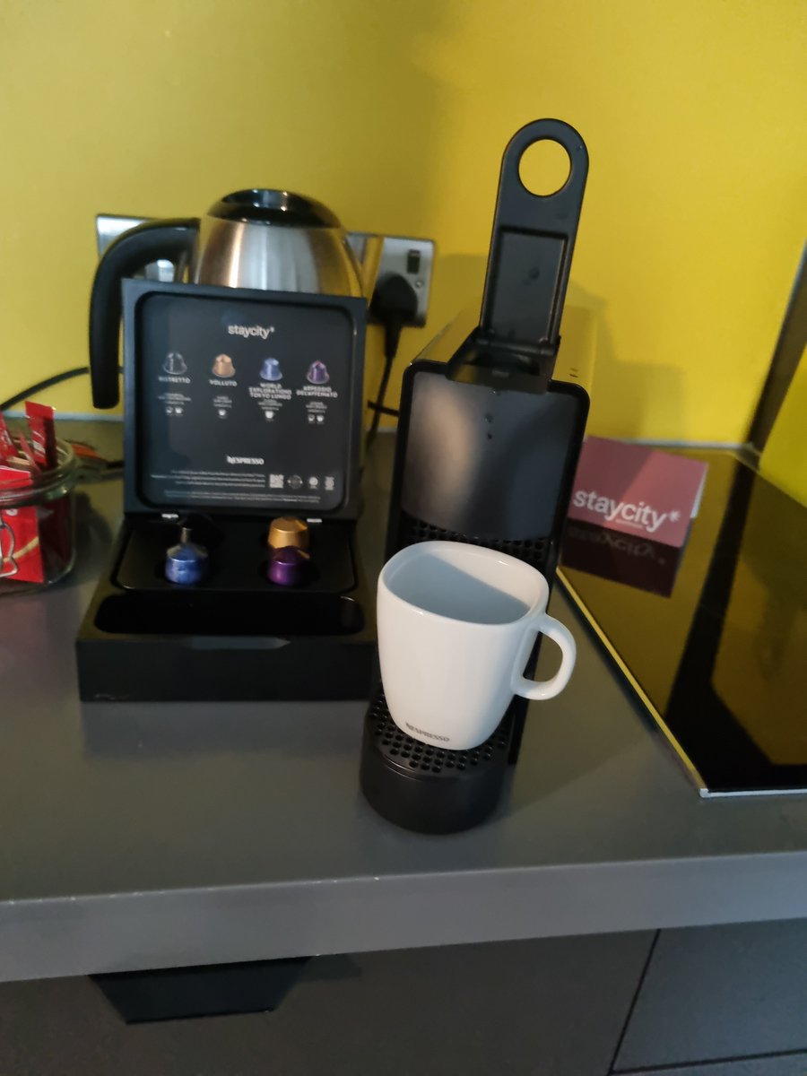 suzanne1245's tweet photo. @BonJovi @jonbonjovi #TopOTheeMorning to you all just getting fuelled up to begin my journey back home to #Toomebridge #NorthernIreland back to normality it is back to being a Granny today ❤️ Enjoy the rest of the tour ❤️❤️ https://t.co/llNkOO5jRY