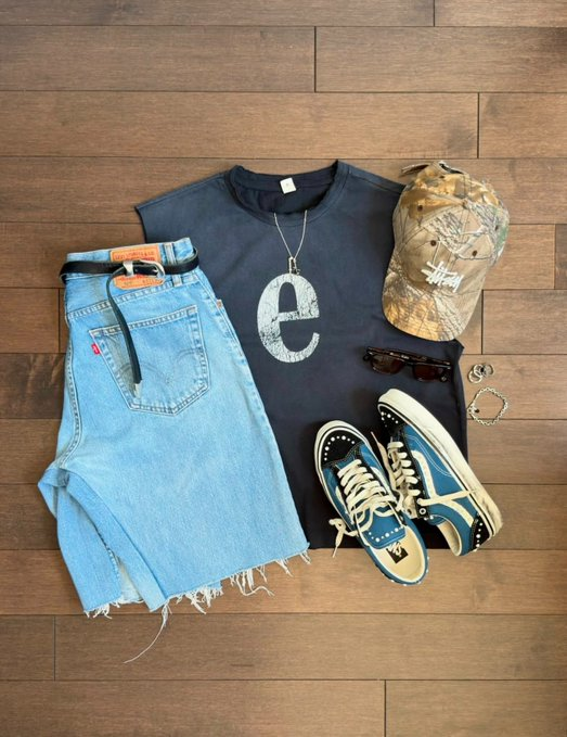 GentlemenxEra's tweet photo. Summer looks, kept uncomplicated. https://t.co/aV28rhHRhe