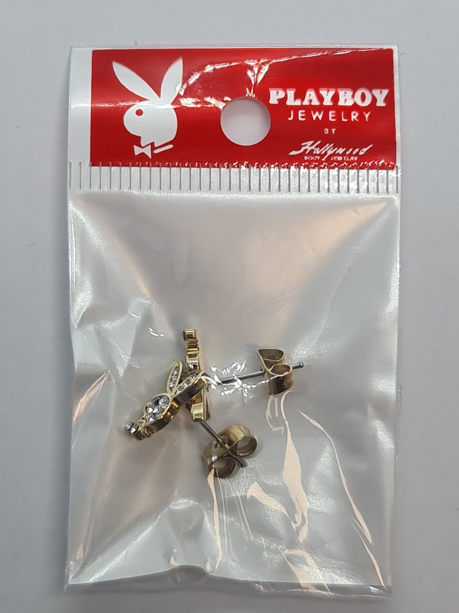 WirevaleUK's tweet photo. Official Playboy CZ bunny earrings - gold-tone bunny, cubic zirconia, surgical-steel posts. Sold as a pair. £9.19 on the website.
https://t.co/sX3GECXrrf https://t.co/Mi4mDwSZHv