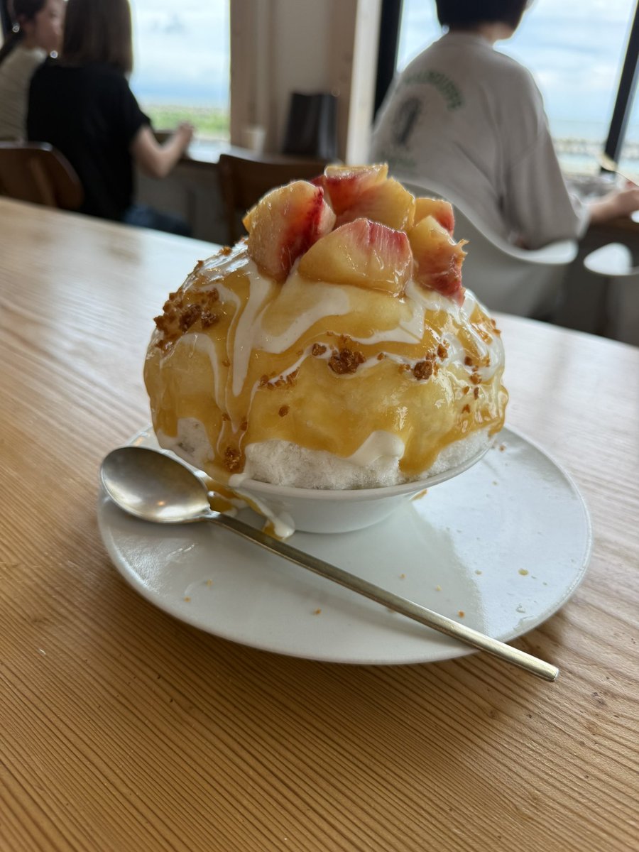 magobe0910's tweet photo. 昨日行ったかき氷3つで5500円だった🥶 https://t.co/irMdUfZN42