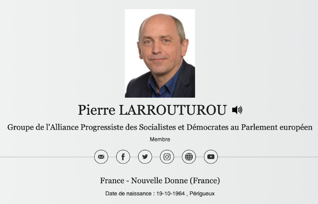 NiONiPardon's tweet photo. 🇪🇺 Pierre LARROUTUROU : député européen, a voté contre la publication des contrats d'achat de vaccins covid.

👉 Lien de vérification :           
https://t.co/gll4Eik6Bj
Suivre onglet 21.2. https://t.co/Q0J1O1erbA