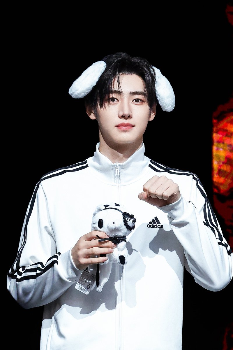 yeon9e's tweet photo. 다들힘내좋아 https://t.co/rSBXn9kHeq