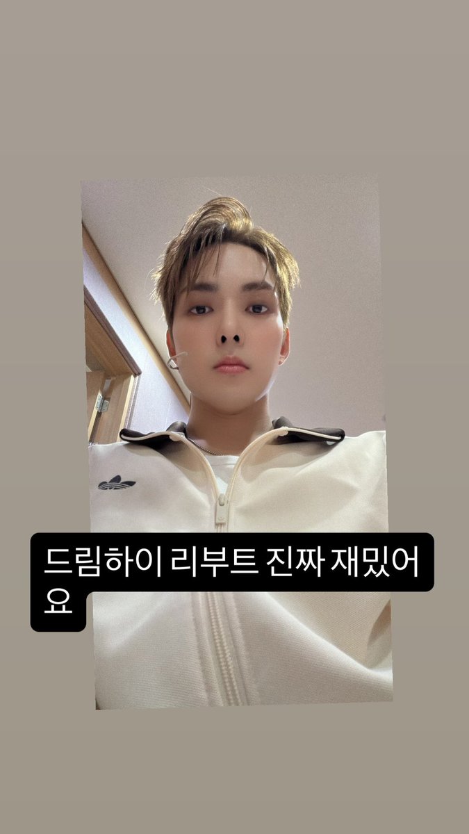 yon8s2ok's tweet photo. 깝휘바라님의 아디다스 져지··· 
잘어울리네요...////// https://t.co/xIaZxeBYIr