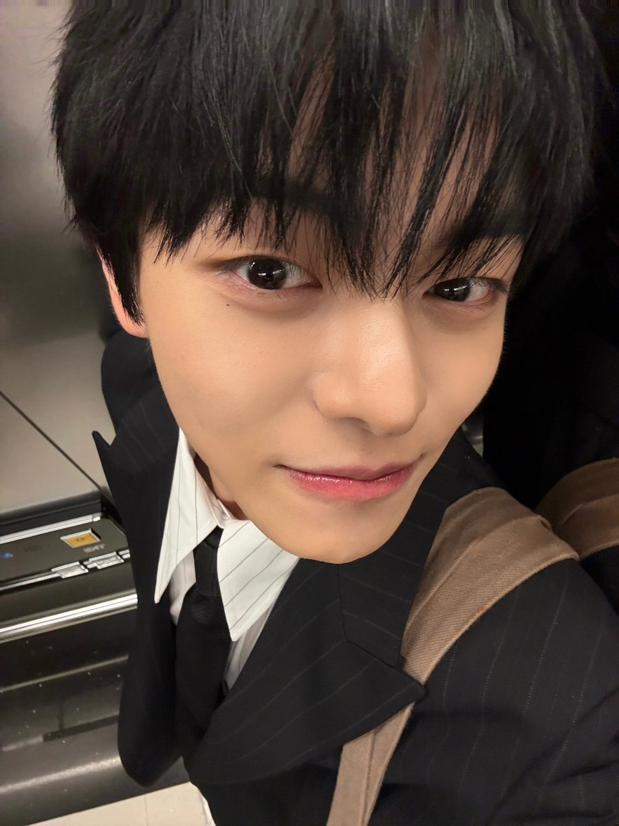 leowondiary's tweet photo. BABYYYYYYYYYY!😭🫳🏻  #리오 https://t.co/i5xl9BXcDv