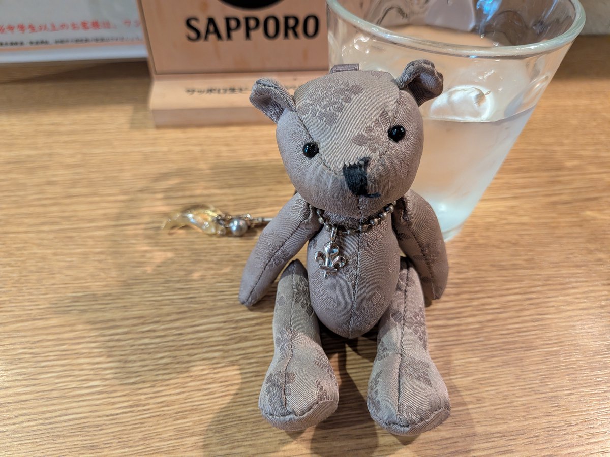 sac1214's tweet photo. お出かけ部のパットです🧸✨️
きょうはママの🏥💉の付き添いです🧸✨️

おひるはチキン南蛮定食をいただきました🧸✨️鶏肉がとっても大きくて食べごたえまんてんでした😊🧸✨️ https://t.co/F6V2q0iAdr