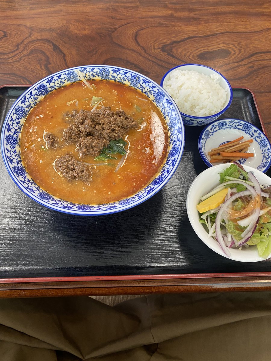 misa_ramen's tweet photo. 中国家庭料理 蓮華 #入曽 

四川人直伝担々麺と陳麻婆豆腐のセット❤️‍🔥

胡麻の風味強めのこってりした担々麺😍
痺れ感はなくまろやか☺️

麻婆豆腐は深みがあって辛さと痺れがじんわりくる🥹美味しすぎー！

食べすぎた🤰！

ご馳走様でした😋 https://t.co/rPmk6VtZvX