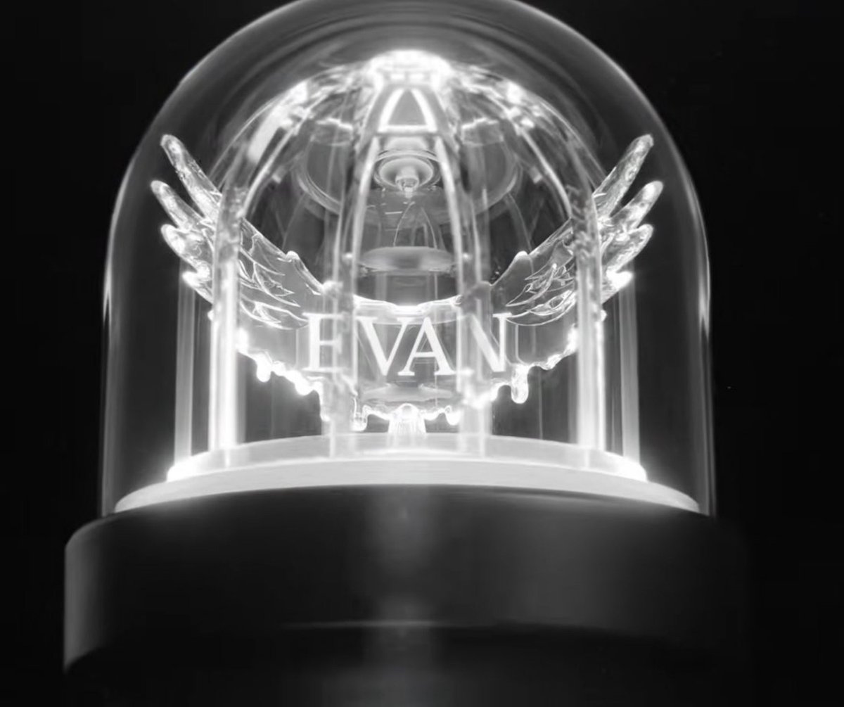 evvdazed's tweet photo. evers officially https://t.co/mLIeshFSP2