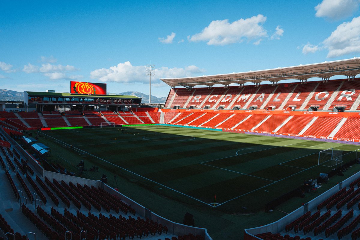BrazaleteNegro's tweet photo. EL RCD Mallorca ha rescindido el contrato de dos futbolistas detenidos por un presunto delito de corrupción de menores.

Presuntamente, el pasado 14 de agosto ambos jugadores realizaron una grabación no consentida de un encuentro sexual. https://t.co/mz5RNlWxM0
