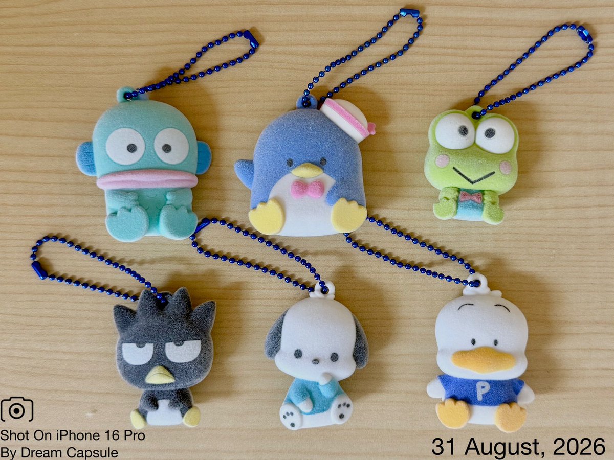 dreamcapsuleCEO's tweet photo. 🌟新入荷ガチャ商品プレゼントCP🌟

青チェーンが大人かわいい💙🩵
「はぴだんぶい ふわわフロッキーマスコット2 〜ハンサムブルー〜」

フォロー&amp;RP(RT)していただいた方の中から抽選で2名様に全6種セットをプレゼント🎁
ドリカプへの入荷日とキャンペーン詳細は↓

#ドリームカプセル #ガチャ専門店 https://t.co/EBkD7uMNad
