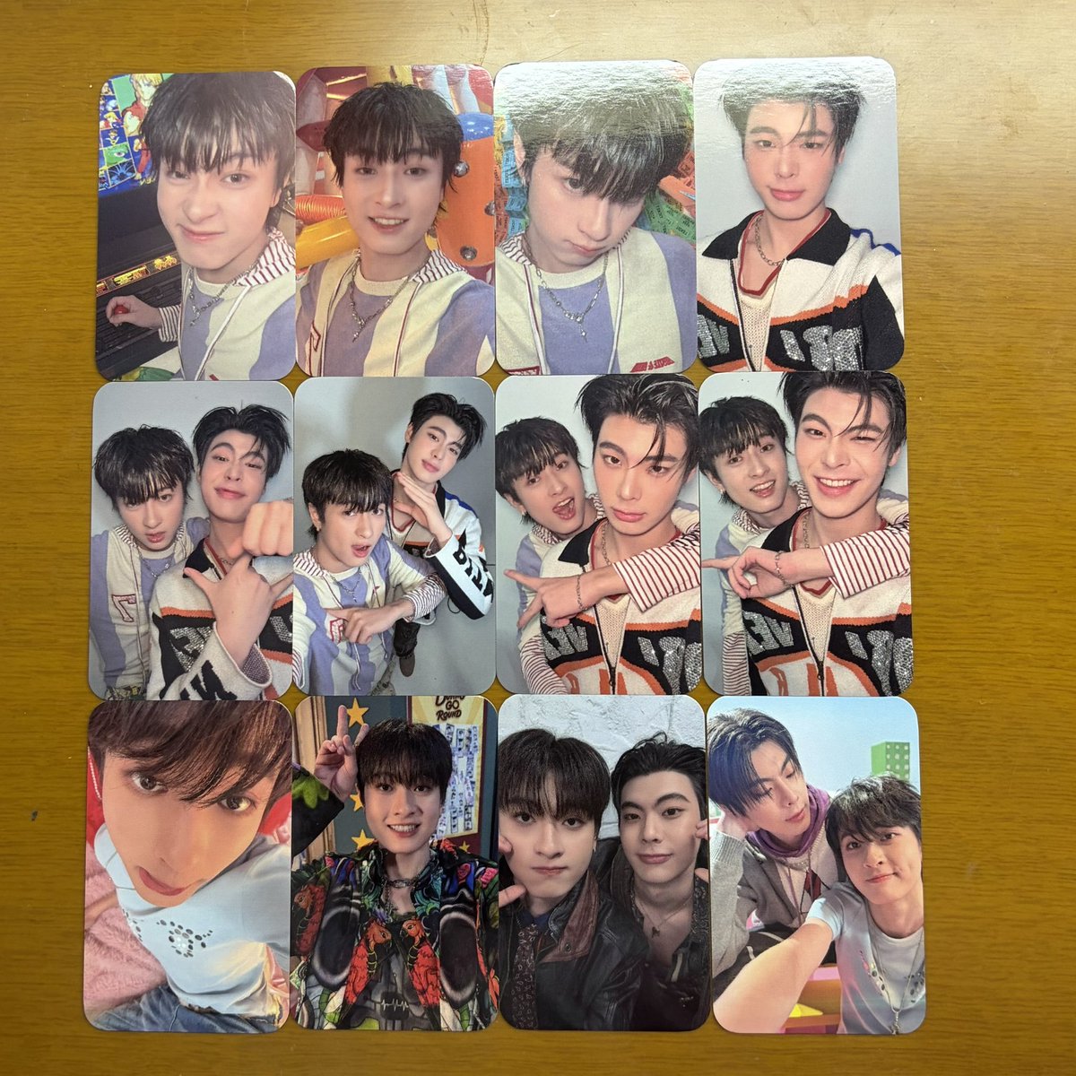 ot__noh's tweet photo. DUANG GO ROUND RANDOM PHOTOCARDS トレカ DWY DMD 交換

【譲】画像1,2 TeeTeePor  TheeWave

【求】画像3,4以外のOtto or NorthOtto

A,B異種⭕️（B > A）
郵送📮での交換
今現在買取は求めておりません🙇🏻‍♀️
お気軽にお声がけください🎀*ﾟ
 #DMD交換 https://t.co/rQs66Fmyrl