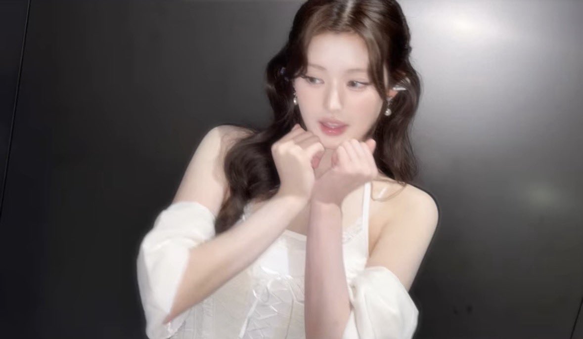 ATHENAface_'s tweet photo. #ATHENA #아테나 https://t.co/kyFKUCJMoj