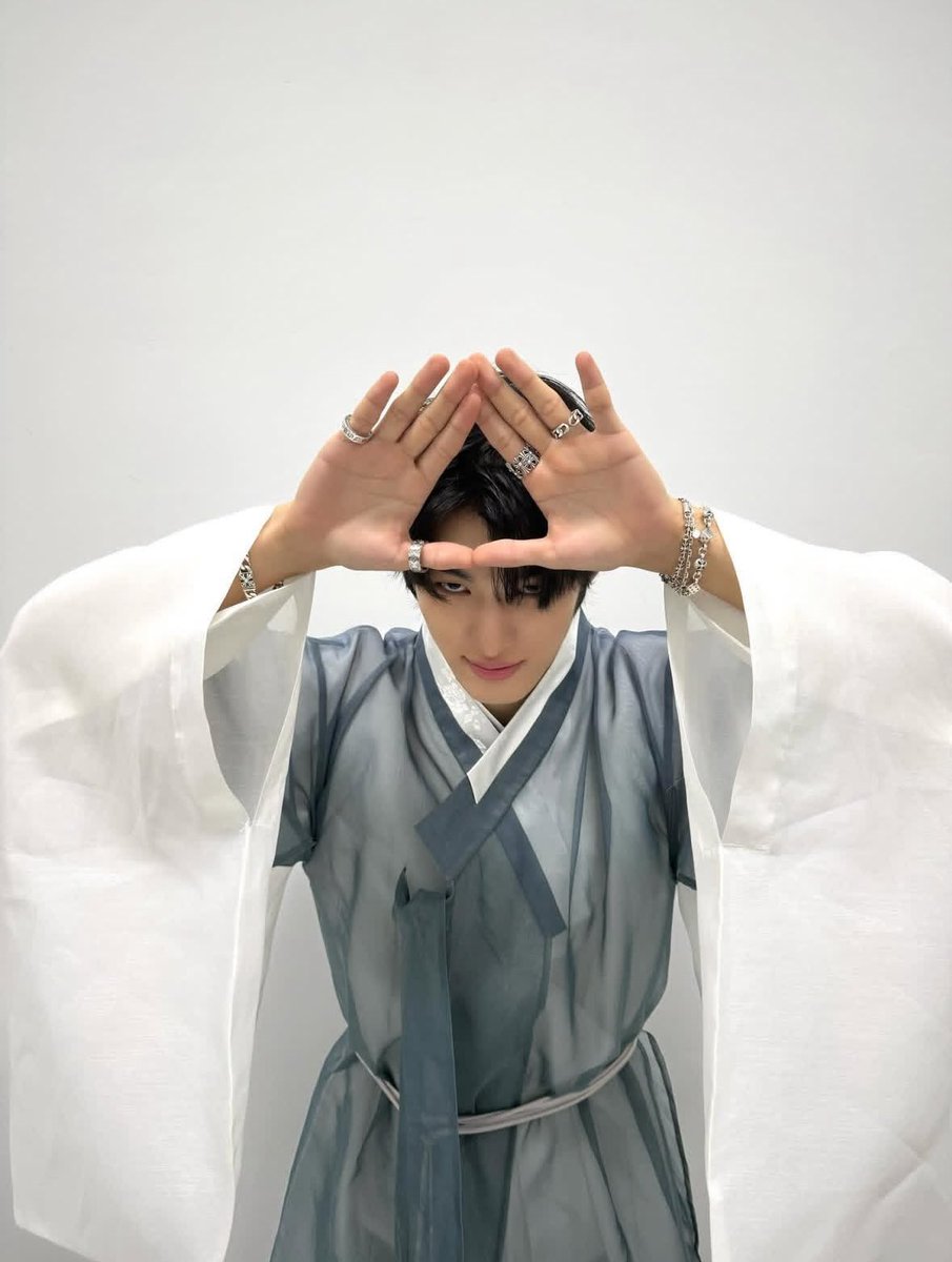 Gmagbg's tweet photo. 스숭님…hey, master…
안아주세요. Hug plz https://t.co/RsCQGw8PSP