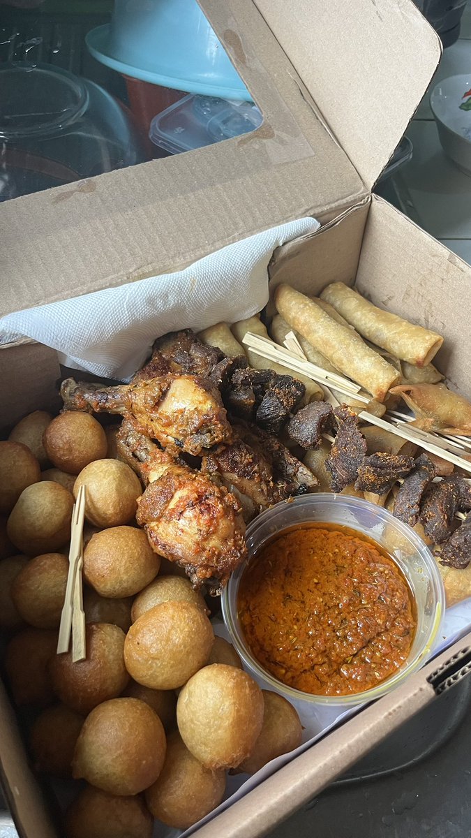 canadian_chops's tweet photo. Small chops platter 
N30,000 only 

For bookings kindly click the link on our bio.
📍 YENAGOA, BAYELSA STATE https://t.co/WTjjx3ZzMw