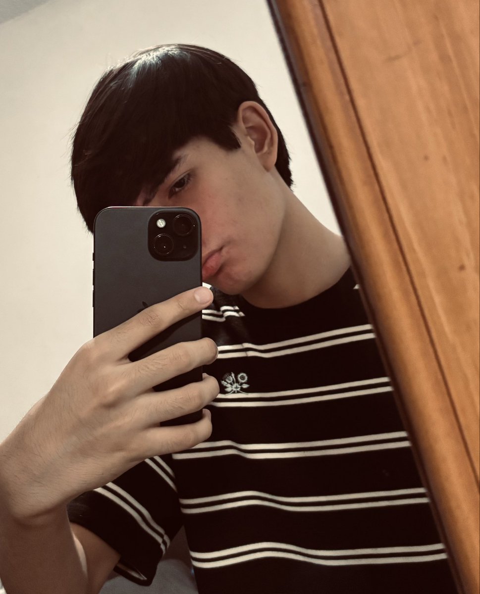 Lucas5se5's tweet photo. https://t.co/L3khBKiJeI