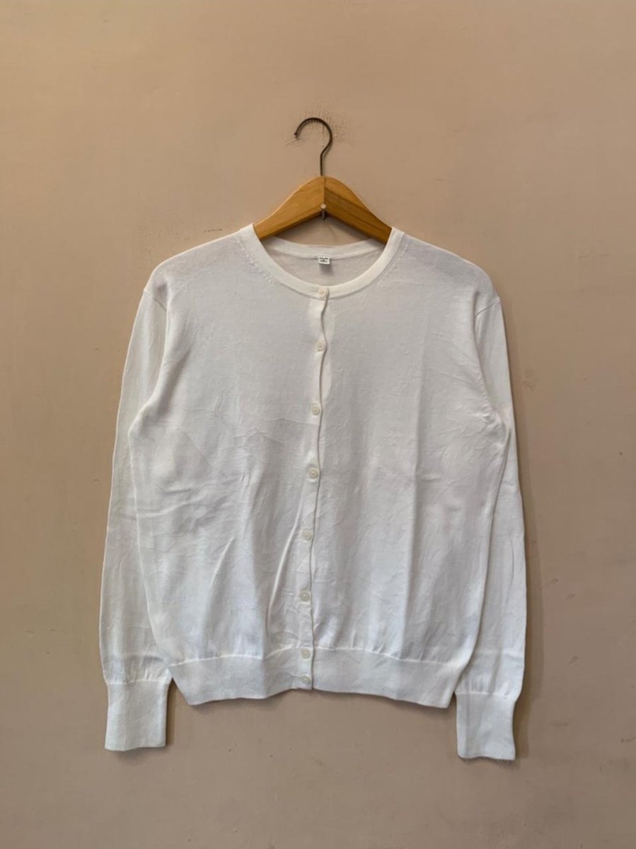 anakpinterajin's tweet photo. wts, cardii #wts #zonauang #cardigan https://t.co/oSm24cP3Le