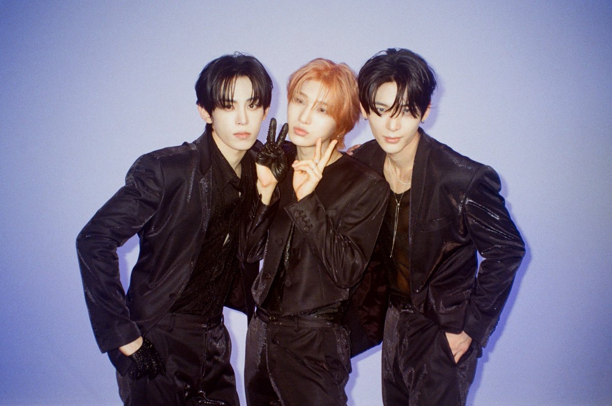 M2MPD's tweet photo. 필름카메라로 기록한 8월의 추억📸 9월에도 쭈욱 엠투와 함께해요❣ #8월의엠투 #M2film #릴레이댄스 #NOWZ #나우즈 @CUBE_NOWZ https://t.co/DDfLR9IlxZ