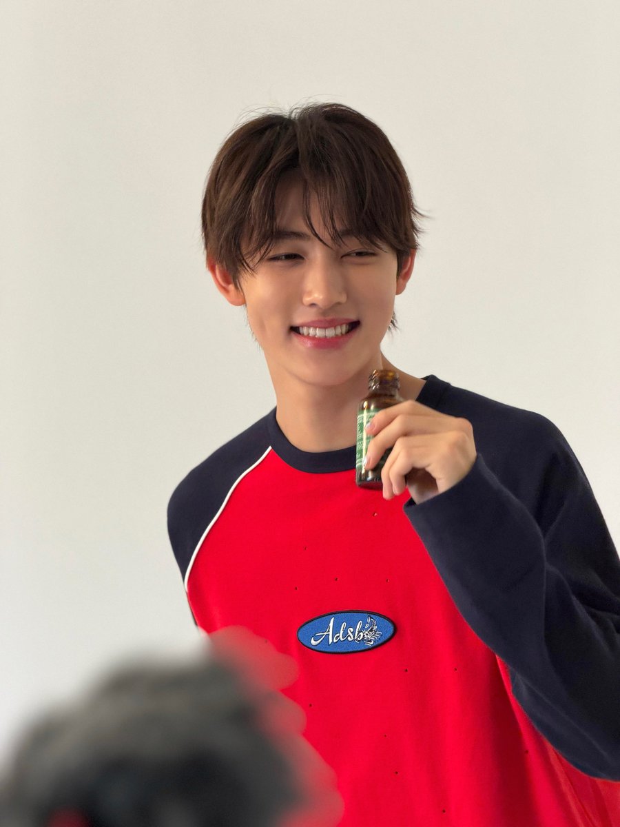 CORTISINDONESIA's tweet photo. [260831] INSTAGRAM 

TASTE KOD 🤟🏻

#CORTIS #코르티스 #SEONGHYEON #성현 #GREENGREEN 
🍒 https://t.co/FsNB0Qsf3e