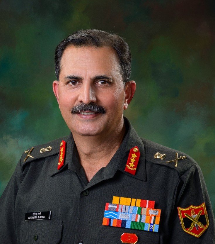 artrac_ia's tweet photo. 𝐀𝐫𝐦𝐲 𝐓𝐫𝐚𝐢𝐧𝐢𝐧𝐠 𝐂𝐨𝐦𝐦𝐚𝐧𝐝

Army Training Command (ARTRAC) bids a fond farewell to #LtGenDevendraSharma, PVSM, AVSM, SM, #GOC-in-C #ARTRAC, on his superannuation, marking the culmination of an illustratious military career spanning over four decades of distinguished service to the nation.

His tenure at the helm of #ARTRAC stands defined by decisive and transformational leadership. ARTRAC, under his able stewardship, formulated seminal Doctrines, institutionalised Drone/Counter Drone training in a major way, steered absorption of emerging and disruptive technologies, developed modern training infrastructure to strengthen the intellectual and professional foundation of #IndianArmy and prepare our soldiers for demands of an increasingly complex and  technology-driven battlefield.

The Army Commander paid a solemn tribute to the Bravehearts at Shradhanjali Sthal and reviewed a Ceremonial Guard of Honour.

He leaves behind an enduring legacy of professional excellence, visionary leadership, distinguished service and unwavering commitment to the Nation.

Facebook- https://t.co/jZP6stf847

Instagram- https://t.co/qOkZbGg3Pd

#ARTRAC
#IndianArmy
@adgpi
