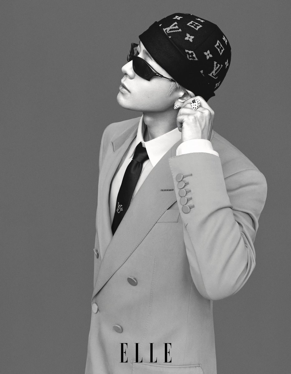 JacksonWang852's tweet photo. ELLE CN 2026 September Issue Cover
.
#JacksonWangXELLE
#JACKSONWANG
#王嘉爾
#잭슨

Which? https://t.co/gasKXfK8I7
