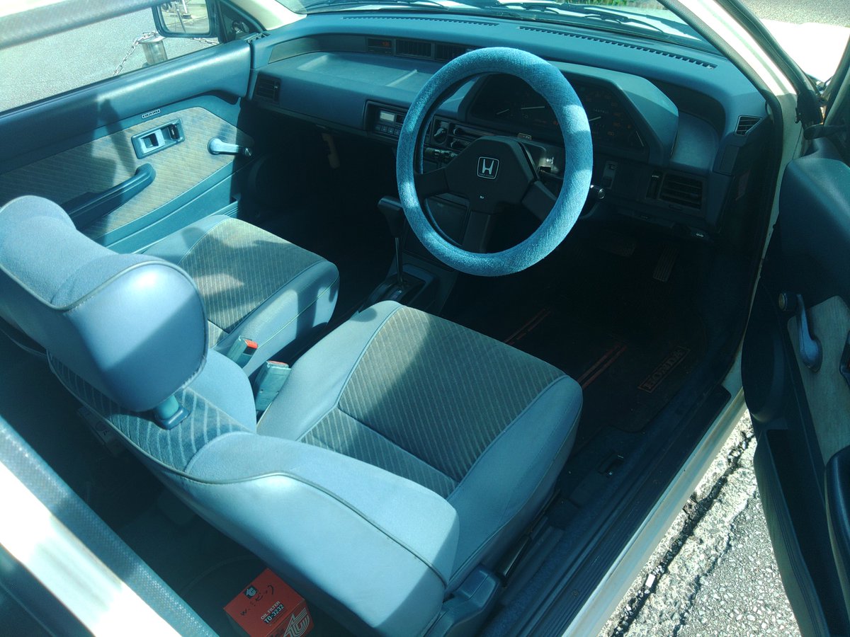 bacchigoo's tweet photo. 昭和60年式
ホンダ・シビック
1.5 PGM-FI
AT
走行4.4漫km
検R10/4
の車体が入荷しました
機関・内外装良好
6年前に購入頂きましたが減車のため買い戻し。専用の車庫をお持ちなので沖縄でも調子良く維持されてます(ルーチェとコスモの元所有者)

お値段180万円くらいですがよろしかったら如何でしょうか https://t.co/3jm2yfrEGb