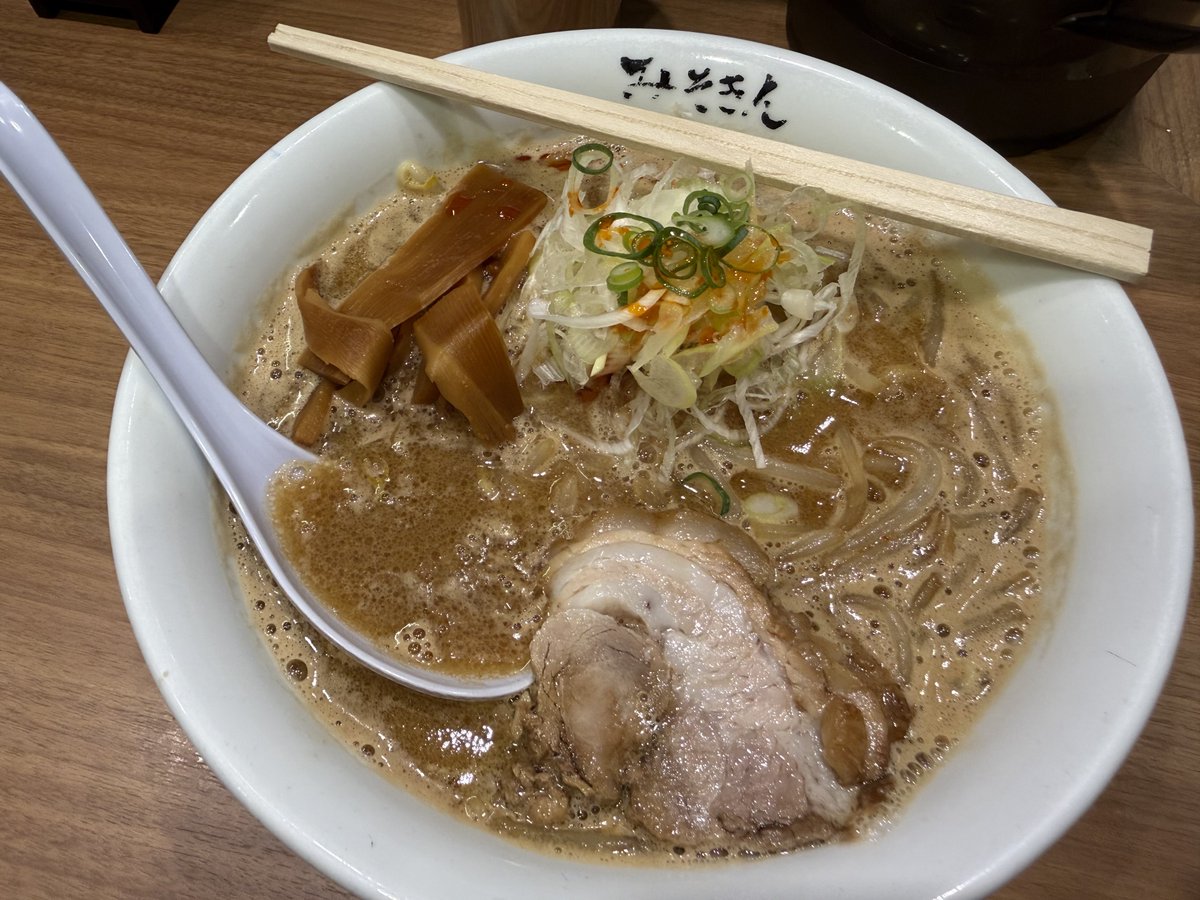 t_ai19ra's tweet photo. 先週またみそきんのチケット取れたので、行ってきた
一ヶ月に二回行くやつおるんか https://t.co/9FufthcDrQ