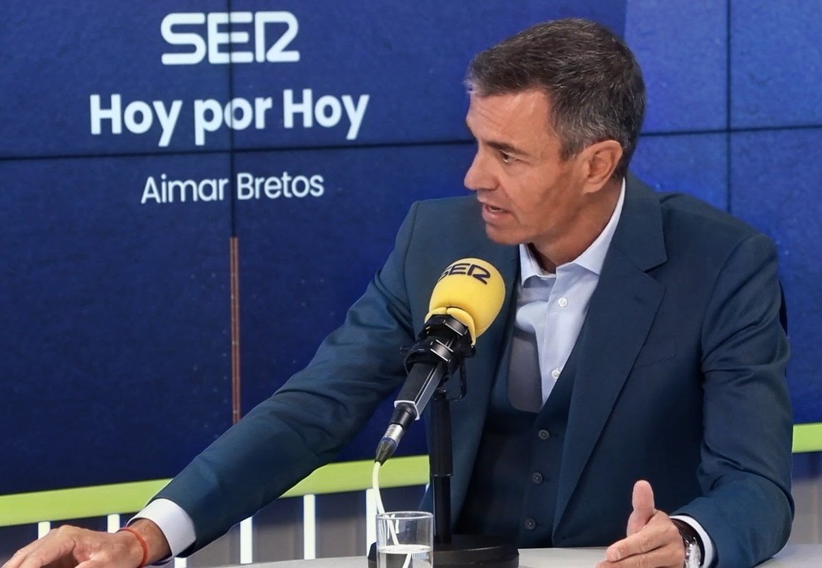 marialofe's tweet photo. @sanchezcastejon en la @La_SER con @AimarBretos "Descarta la participación de Marruecos en la crisis de Ceuta" https://t.co/SE5rAWgojS
