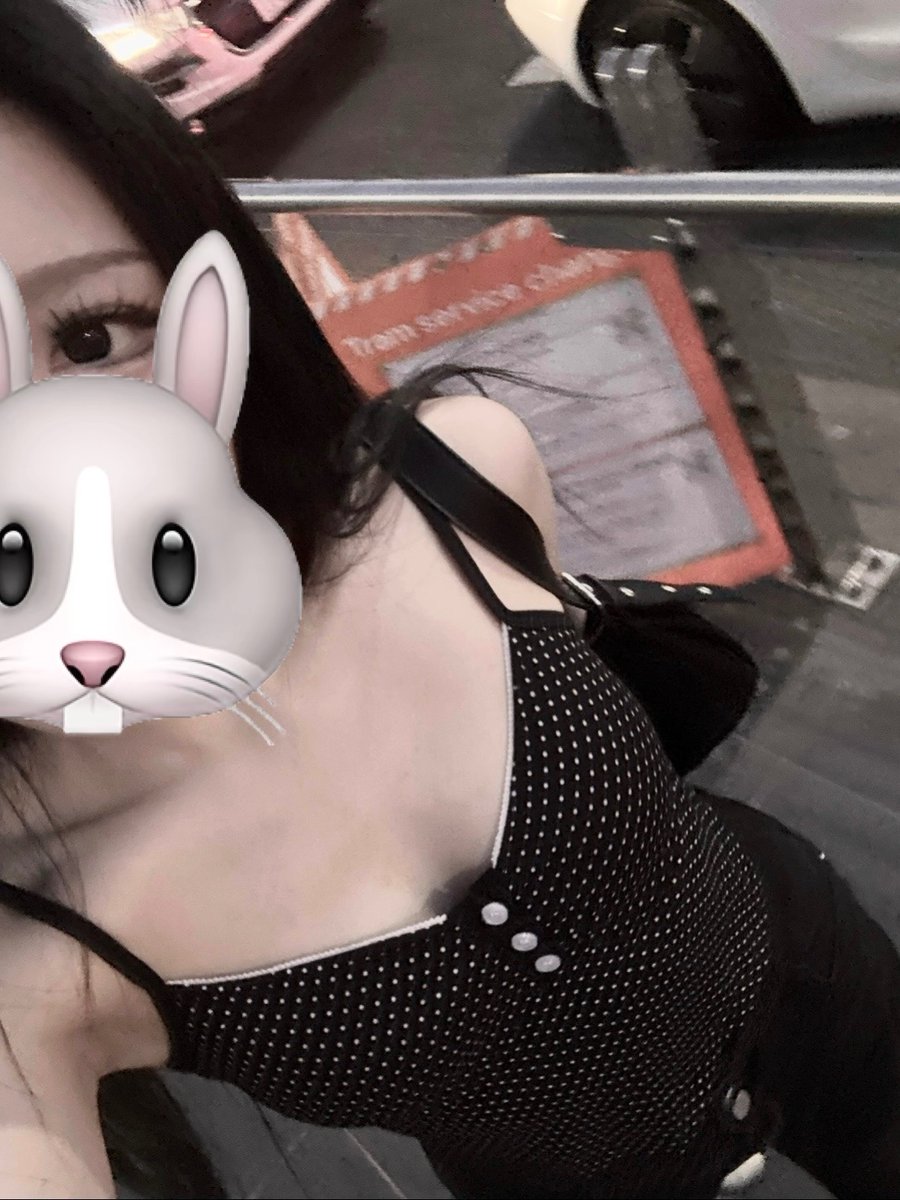 postnotclarity's tweet photo. meow https://t.co/V4bFI0k6Si