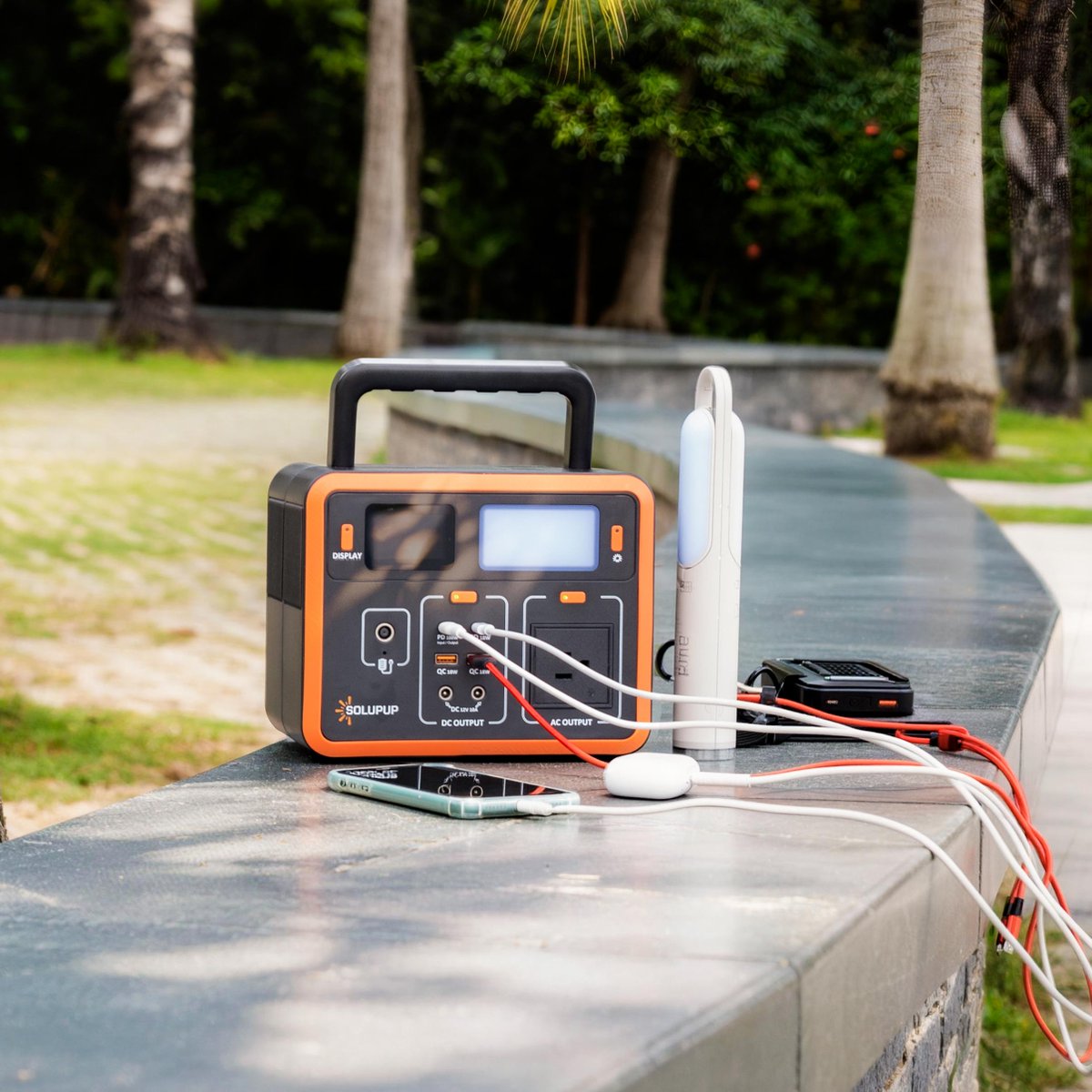 Solupup_global's tweet photo. Take Solupup C300 – no more power worries outdoors. ⚡️
#Solupup #powerstation https://t.co/Yb8Ho3x2Jj