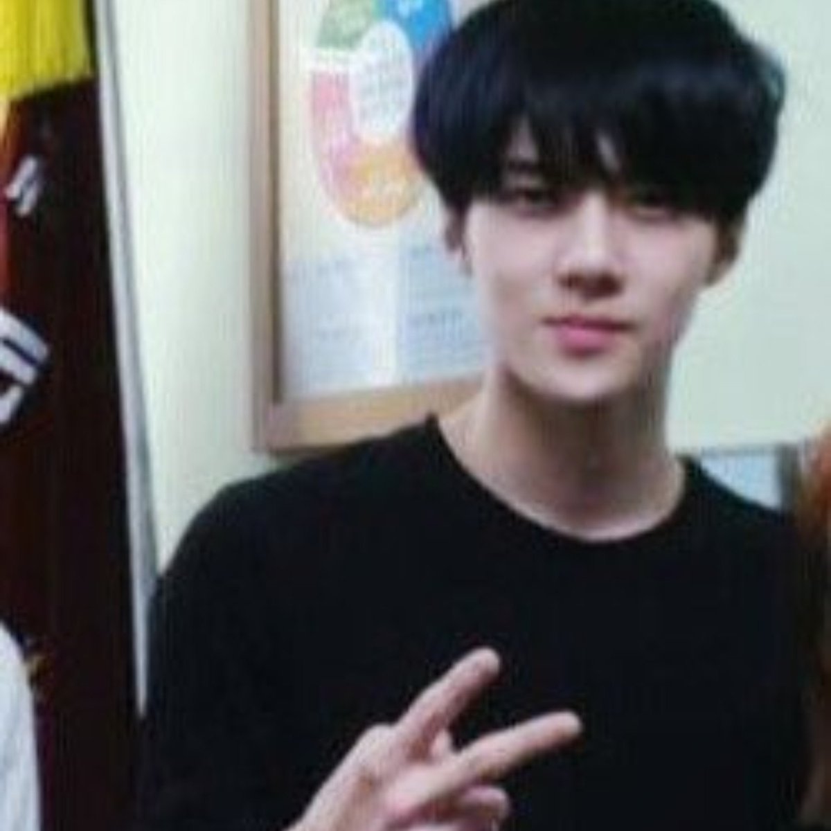 soxcoe's tweet photo. 세훈이 브이 모음집 ㅎ.ㅎ
세훈브이붐업♥ https://t.co/xtb6glOX7N