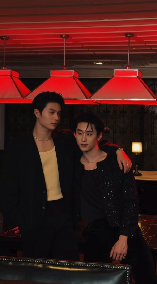 userunknowbabe's tweet photo. เคมีปีศาจมาก กิ่งทองใบหยกเหมาะสมอะ https://t.co/0kfO7oESCq