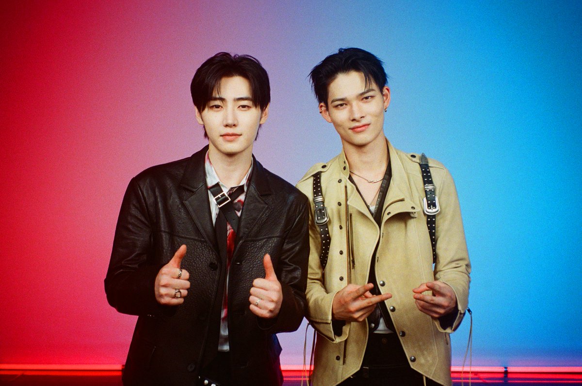 M2MPD's tweet photo. 필름카메라로 기록한 8월의 추억📸 9월에도 쭈욱 엠투와 함께해요🥇🥳❣ #8월의엠투 #M2film #릴레이댄스 #ENHYPEN #엔하이픈 @ENHYPEN https://t.co/uwXRMyI70u